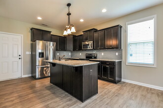 109 W Webber Ln in Clayton, NC - Building Photo - Building Photo
