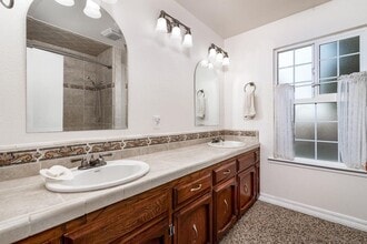 17323 Anaconda Rd in Madera, CA - Building Photo - Building Photo