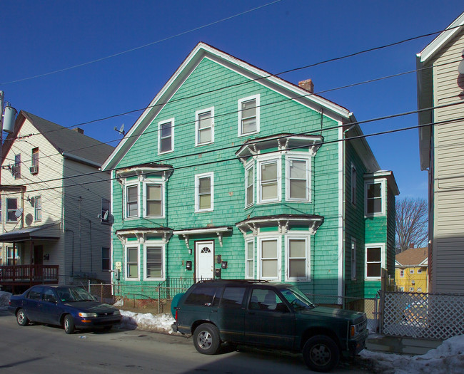 64 Tecumseh St in Fall River, MA - Building Photo - Building Photo