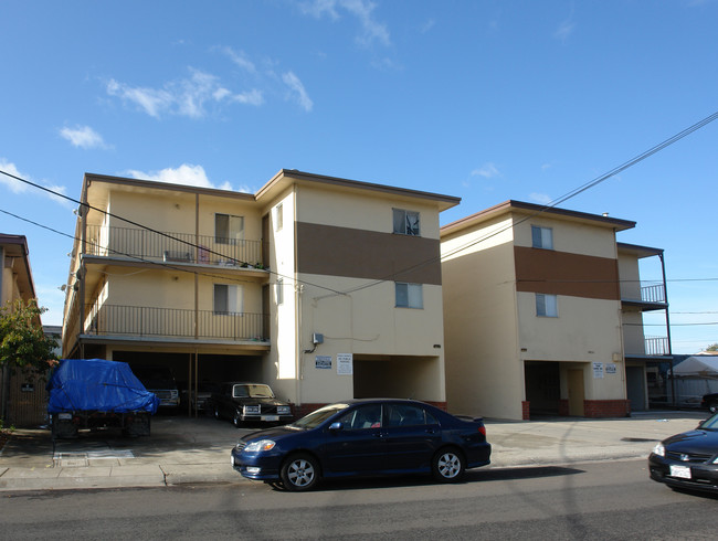 14855 Bancroft Ave in San Leandro, CA - Building Photo - Building Photo