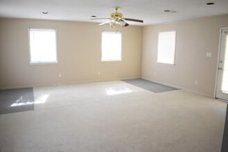 523 Arbor Oak Dr in Nacogdoches, TX - Building Photo - Building Photo
