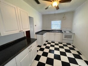 123 Ave C in Apalachicola, FL - Building Photo - Building Photo