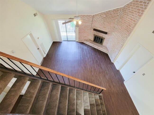 1210 New Tree Ln in Missouri City, TX - Building Photo - Building Photo