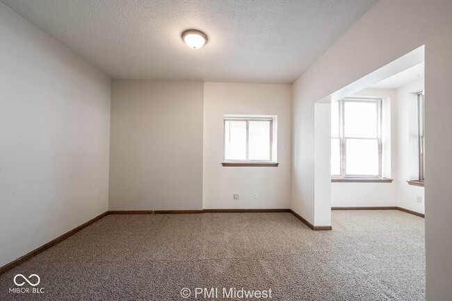 3707 N Meridian St in Indianapolis, IN - Building Photo - Building Photo