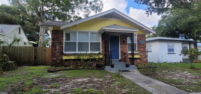 property at 3026 Burlington Ave N
