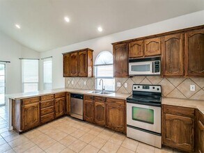6357 Redeagle Creek Dr in Fort Worth, TX - Building Photo - Building Photo