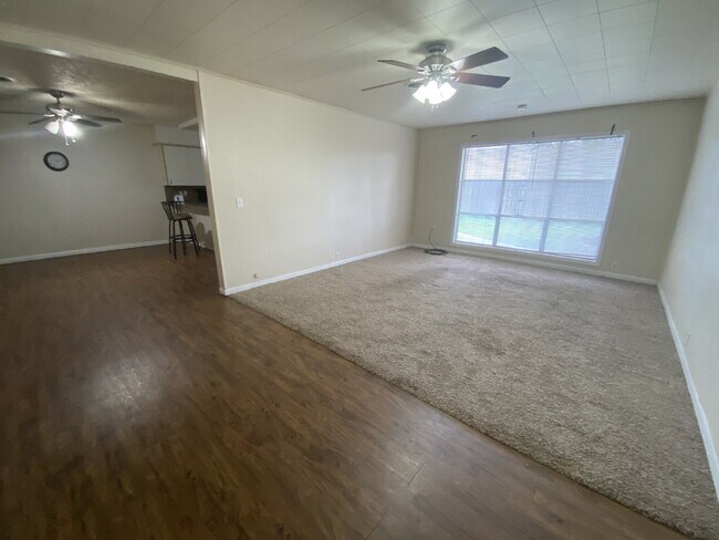4421 49th St in Lubbock, TX - Building Photo - Building Photo