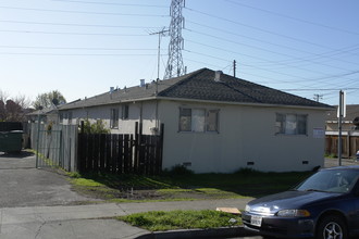 317 Berry Ave in Hayward, CA - Building Photo - Building Photo