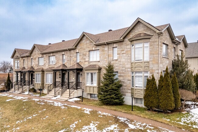 429 Ovila-Gagné Av in Lachine, QC - Building Photo - Building Photo