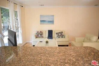 1027 20th St in Santa Monica, CA - Foto de edificio - Building Photo
