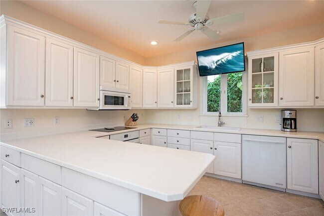 property at 369 2nd Ave N