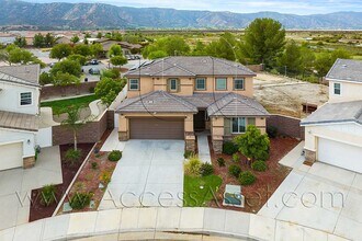 29230 St Andrews in Lake Elsinore, CA - Foto de edificio - Building Photo