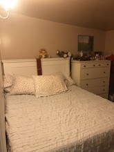 349 W Lomita Ave, Unit Guest in Glendale, CA - Building Photo - Building Photo