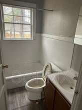 414-B E Charlotte Ave in Sumter, SC - Building Photo - Building Photo