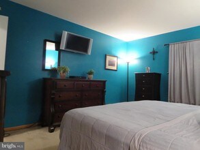 20 New Rd-Unit -6A in Kendall Park, NJ - Building Photo - Building Photo