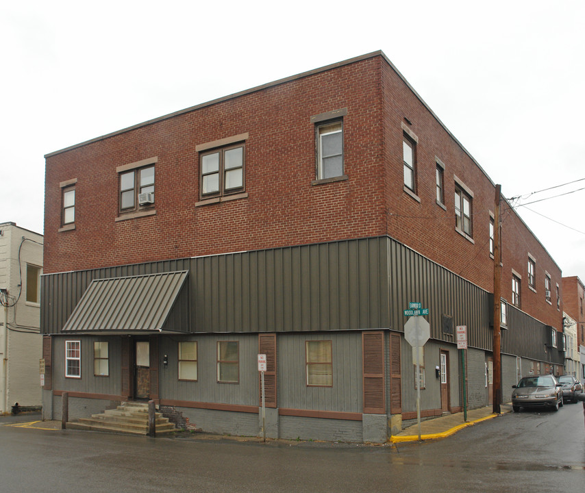 109 Woodlawn Ave in Beckley, WV - Building Photo