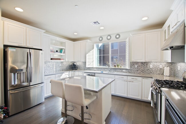 property at 856 White Moonstone Loop