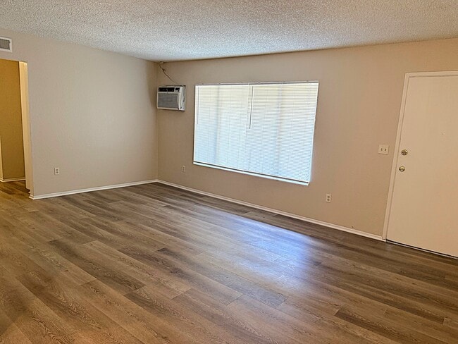 418 E Blueridge Ave, Unit 418 in Orange, CA - Building Photo - Building Photo