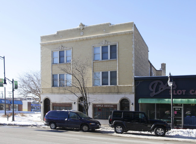 The Wright Building in Des Plaines, IL - Building Photo - Building Photo