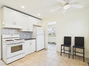 209 Todd St in Park Forest, IL - Building Photo - Building Photo