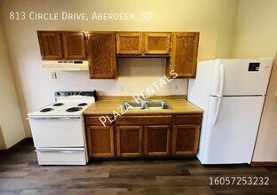 10 9th Ave SW-Unit -13 in Aberdeen, SD - Building Photo - Building Photo
