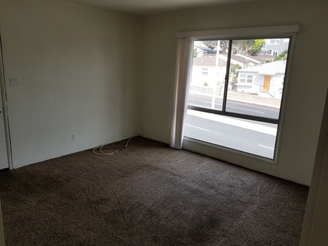 1306 Manhattan Beach Blvd, Unit 1306MANHATTANBCHBLVD