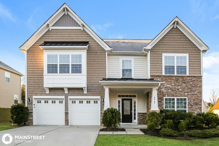 9949 Travertine Trail in Davidson, NC - Building Photo