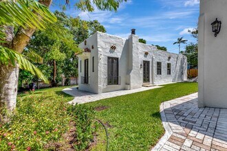 828 35th St in West Palm Beach, FL - Building Photo - Building Photo
