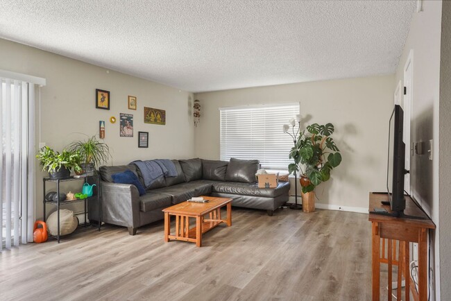 property at 4510 Picturesque Cir