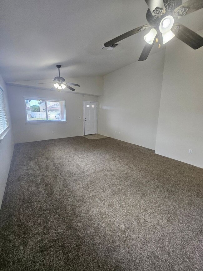 248 Anamuli St in Kahului, HI - Building Photo - Building Photo