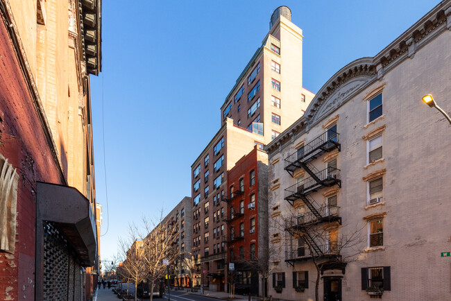 River West Condominium in New York, NY - Foto de edificio - Building Photo