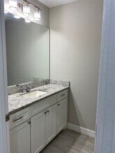 5210 Longmeadow St in Houston, TX - Building Photo - Building Photo