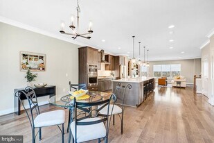 7770 Belvale Dr in Alexandria, VA - Building Photo