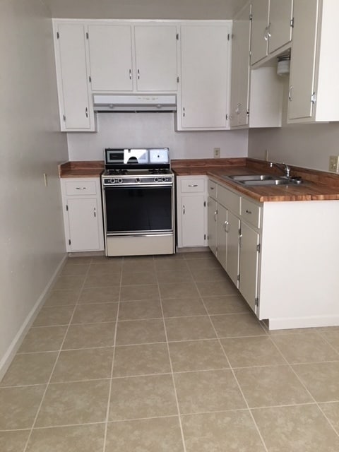 370 S Pratt St in Tulare, CA - Building Photo - Building Photo