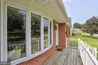513 Oak Grove Rd in Linthicum Heights, MD - Building Photo - Building Photo