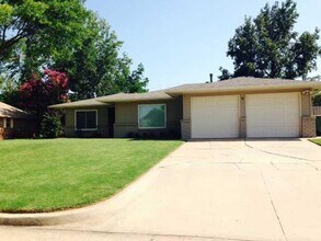 8 South Ave in Edmond, OK - Building Photo - Building Photo