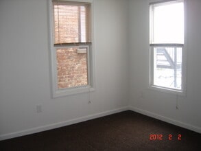 195 George St, Unit 2 in New Brunswick, NJ - Building Photo - Building Photo
