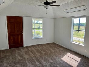 501 W Elm St in Collinsville, TX - Building Photo - Building Photo