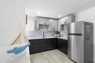 1824 Lake St in Oviedo, FL - Building Photo - Building Photo