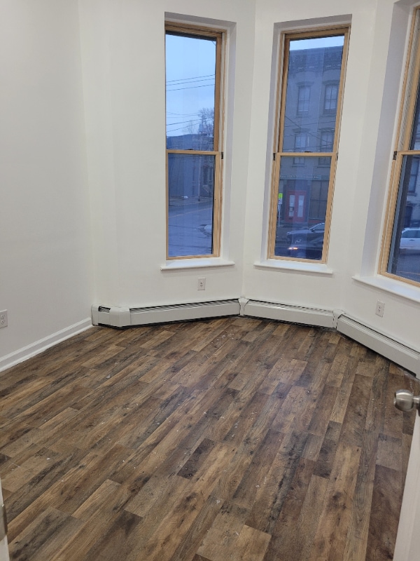 297 Clinton Ave in Albany, NY - Building Photo - Building Photo