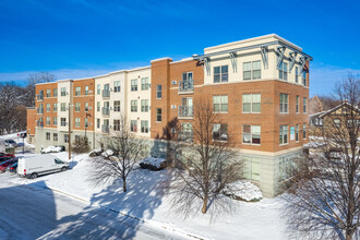 Ripley Gardens in Minneapolis, MN - Foto de edificio - Building Photo