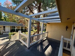 5399 Cribari Crest in San Jose, CA - Building Photo - Building Photo