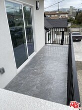 1237 N Kenmore Ave in Los Angeles, CA - Building Photo - Building Photo