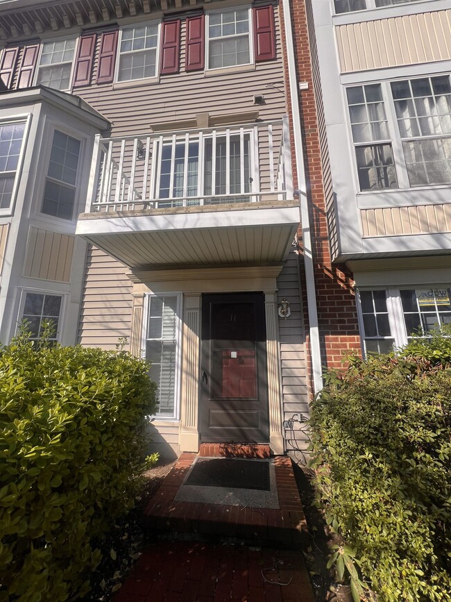 property at 11 Juniper St