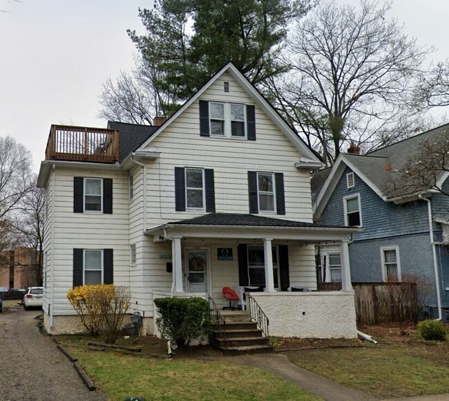 property at 1322 S Forest Ave