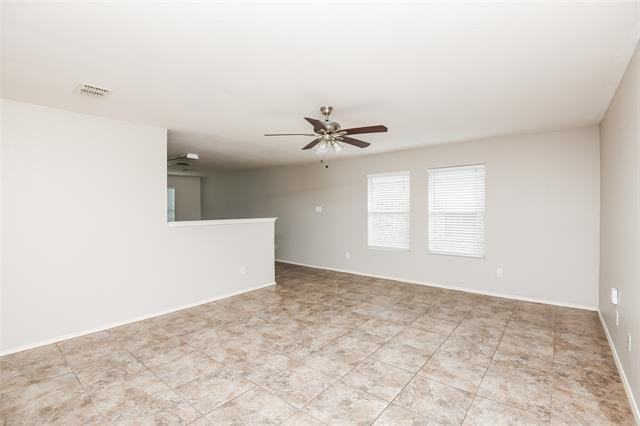 1601 Queens Brook Ln in Fort Worth, TX - Building Photo - Building Photo