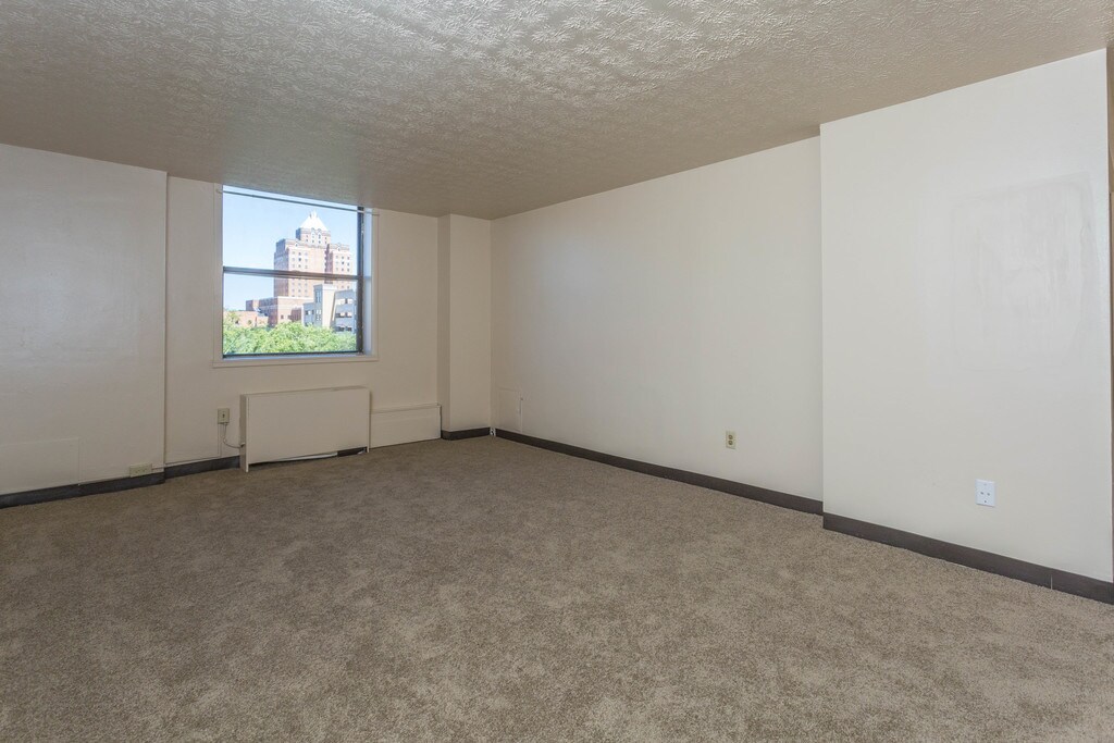 Mayflower Manor Senior Apartments Akron, OH Apartments For Rent