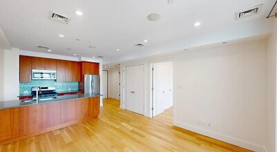 184 Frost St in Brooklyn, NY - Building Photo - Building Photo