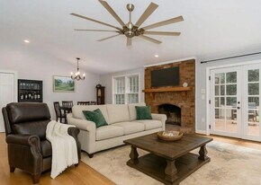 7417 Shadowlake Dr in Charlotte, NC - Building Photo