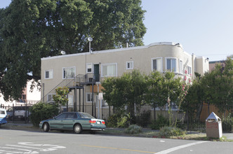 1501 23rd Ave in Oakland, CA - Building Photo - Building Photo